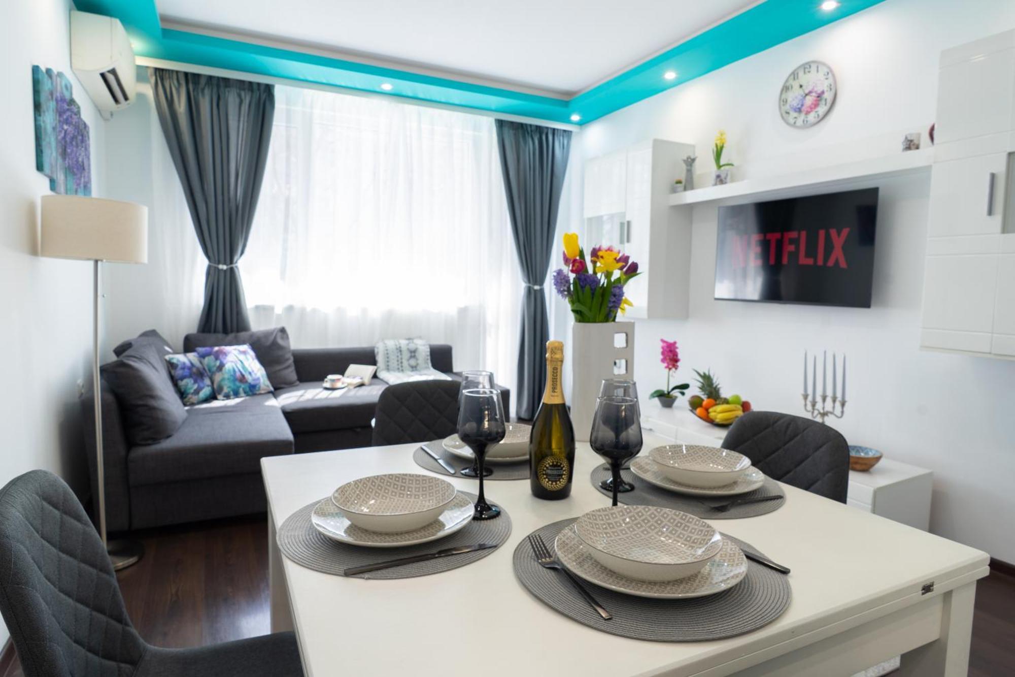 Luxury 2 Bedroom Apartment In Central Varna Ngoại thất bức ảnh