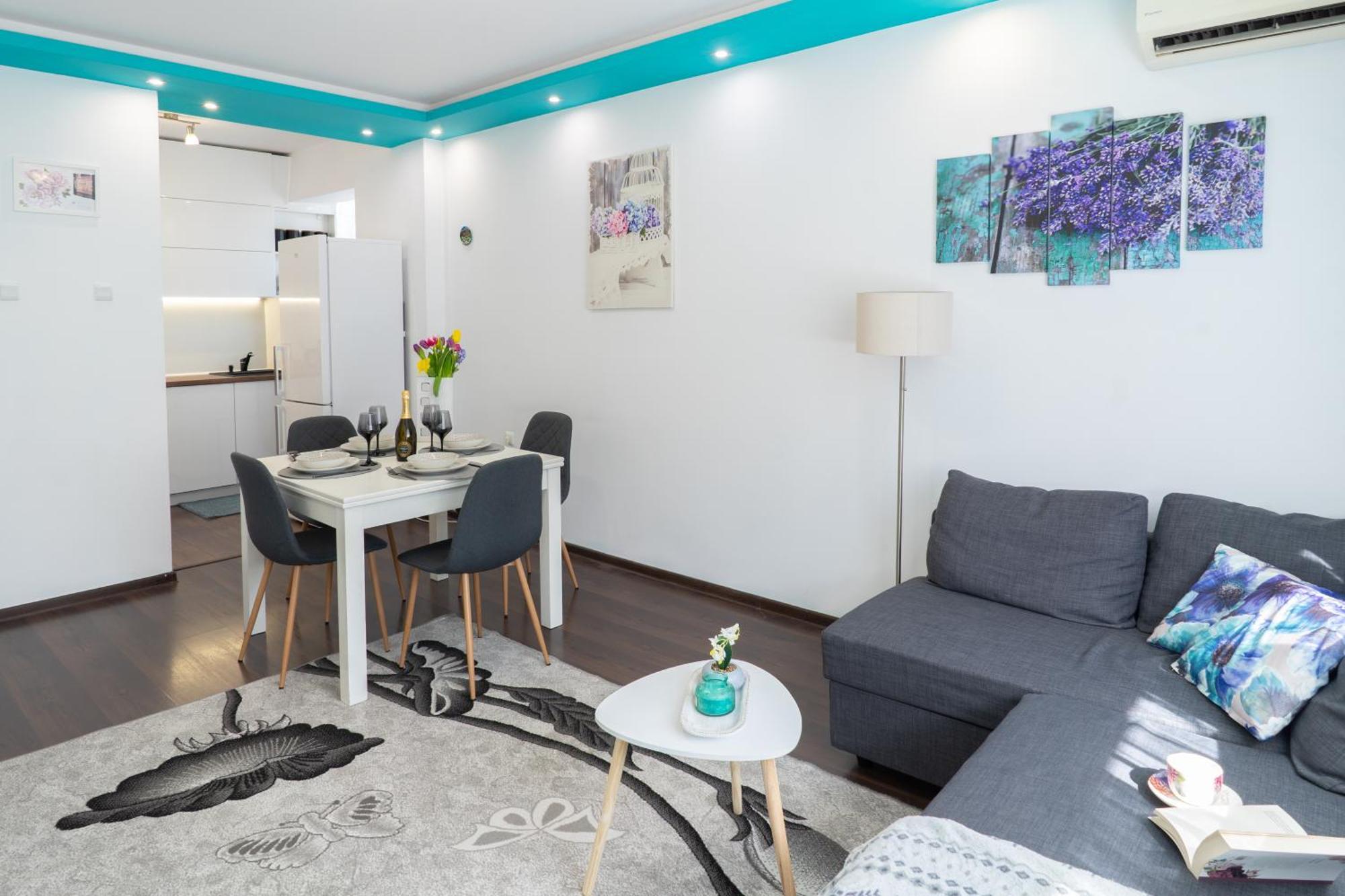 Luxury 2 Bedroom Apartment In Central Varna Ngoại thất bức ảnh